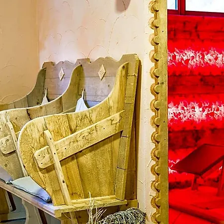 Ξενοδοχείο Pineta Pastry 4*